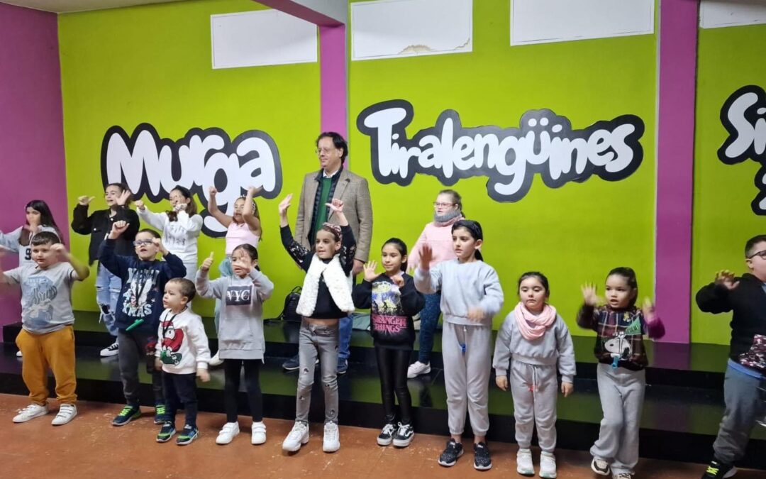 Tiralengüines, hoy en el certamen de murgas infantil del norte