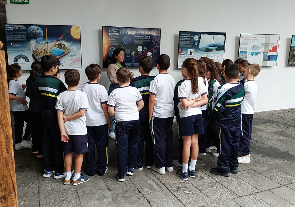 El alumnado de 3º y 4º de primaria del Colegio Nuestra Señora del Buen Consejo a visitado la Exposición itinerante